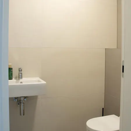 Apartman With Sunset View Over