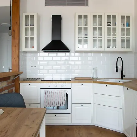 Apartman With Sunset View Over